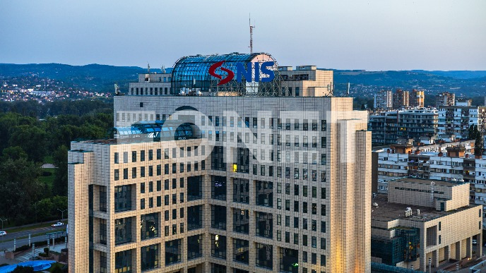 Mol kupuje 11,3 odsto NIS?